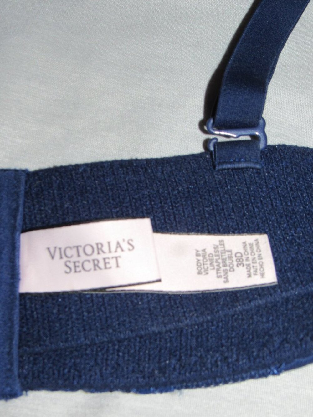Victoria's Secret Body By Victoria Lined Strapless Convertible Blue Bra sz 38D - Picture 3 of 3